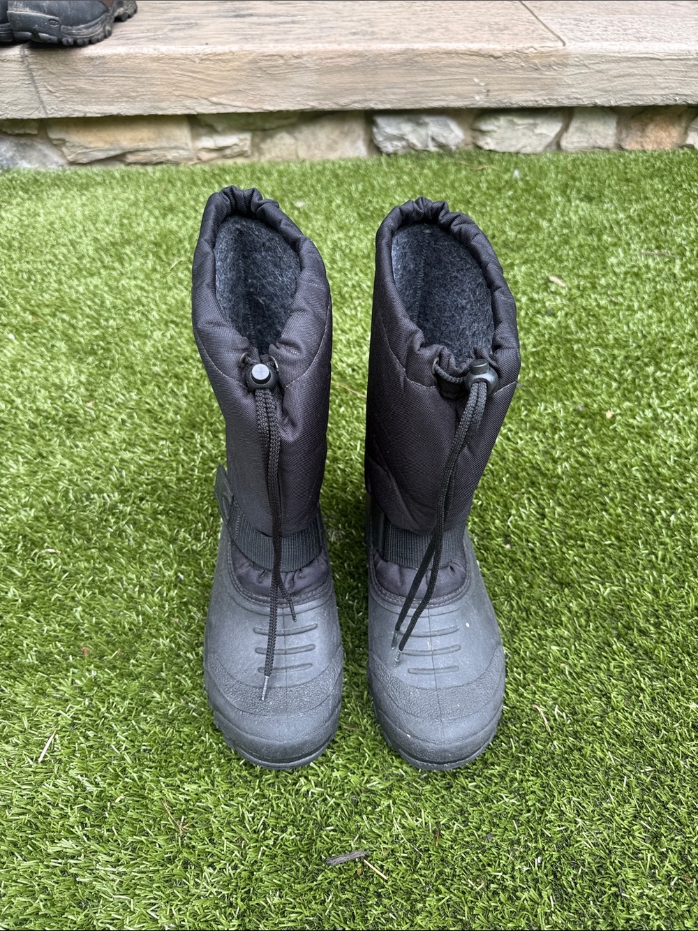 Kids Black Insulated Snow Boots with Easy Pull Closure